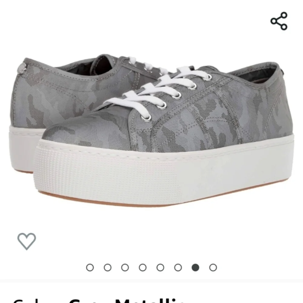 Steve Madden Emmi Platform Sneakers. Size 8